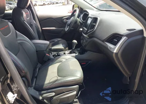 2017 Jeep Cherokee Trailhawk 4X4 z USA, uszkodzony, nr VIN 1C4PJMBS9HW537962